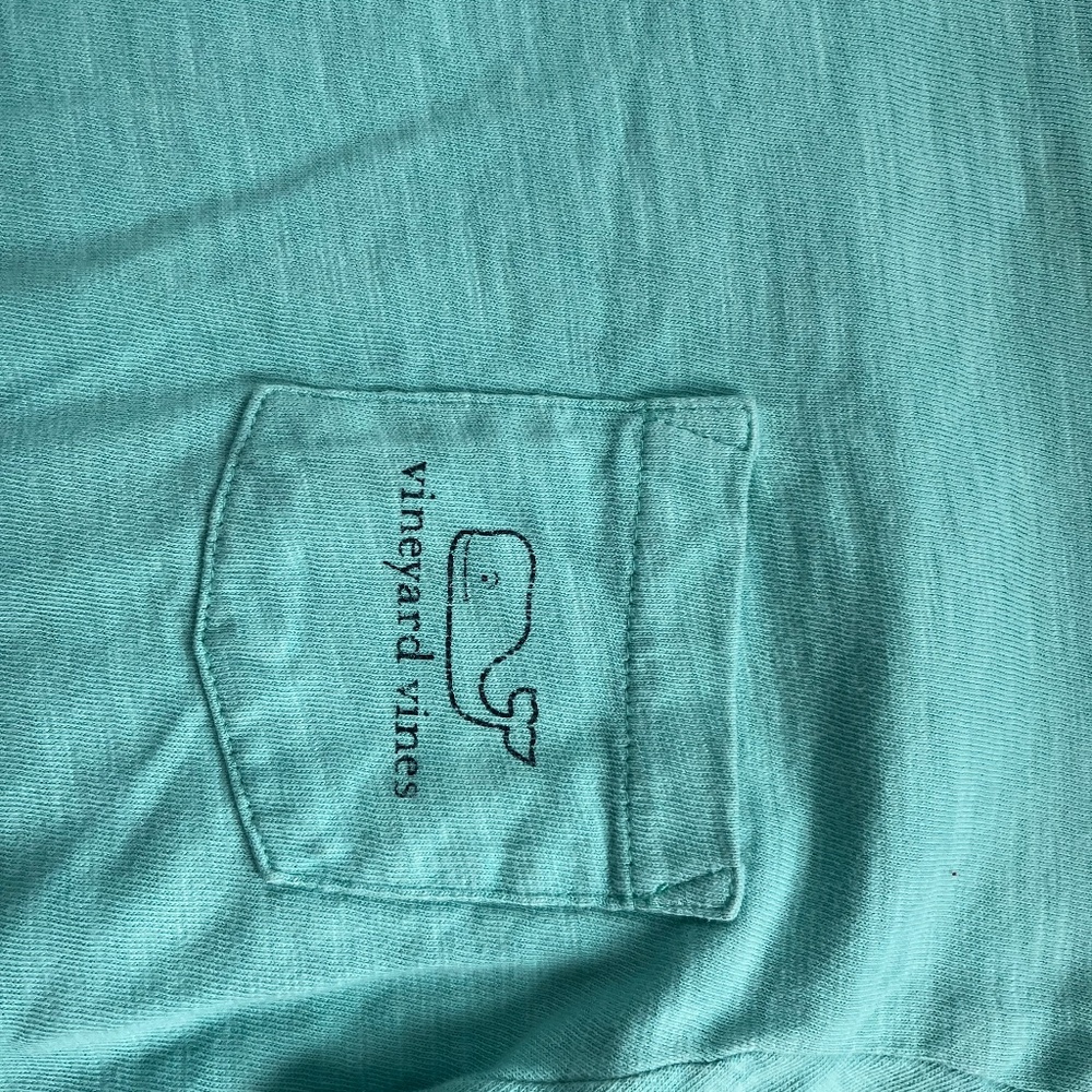 Vineyard Vines boys long sleeve - size 6